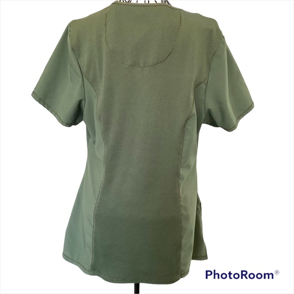 Infinity Scrub Top with Round Neck and Front Pocket in Pocket Style Size M - Picture 5 of 12